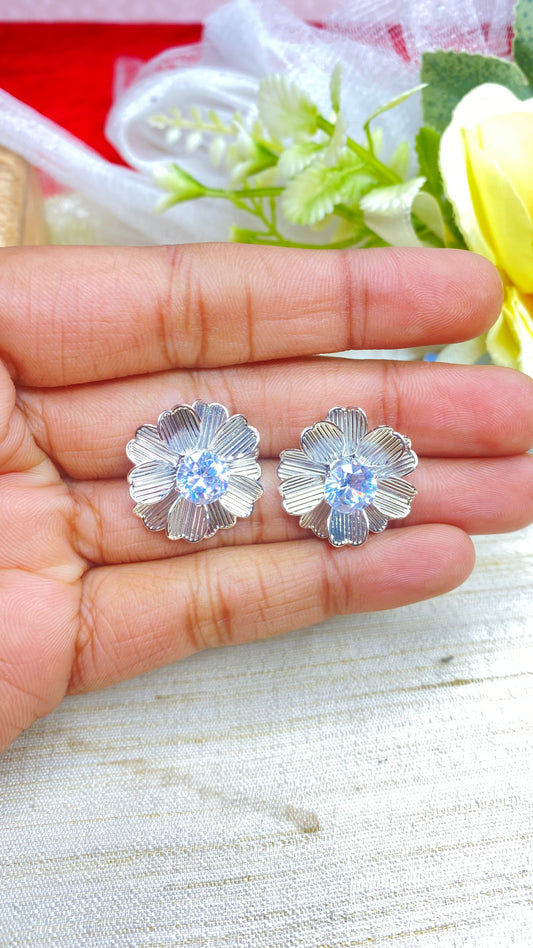Orchid luxe studs
