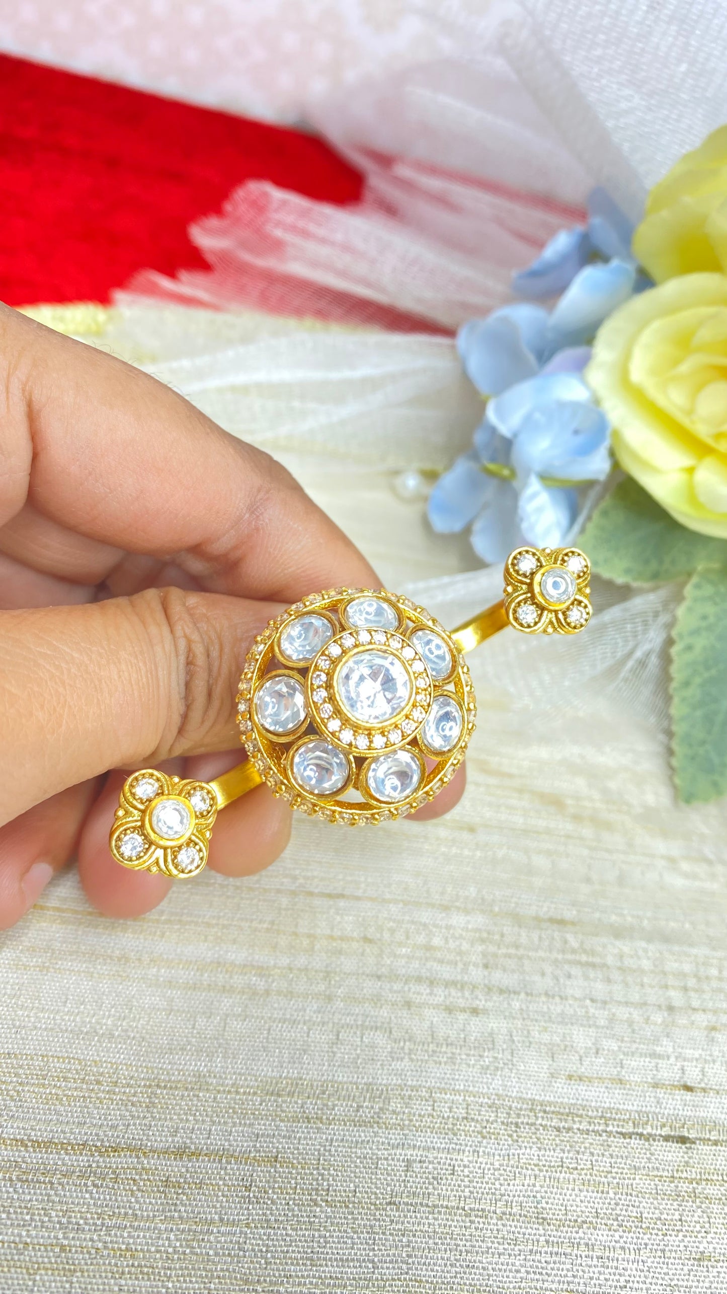 Floral double finger Kundan ring