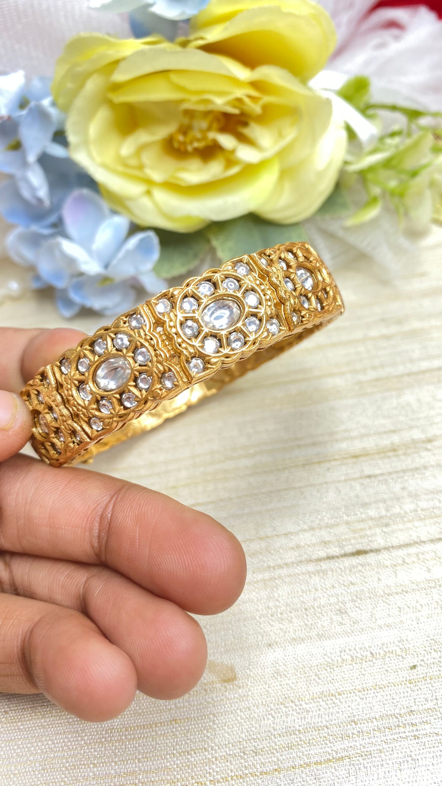 Kundan bracelet