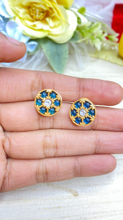 Noor studs