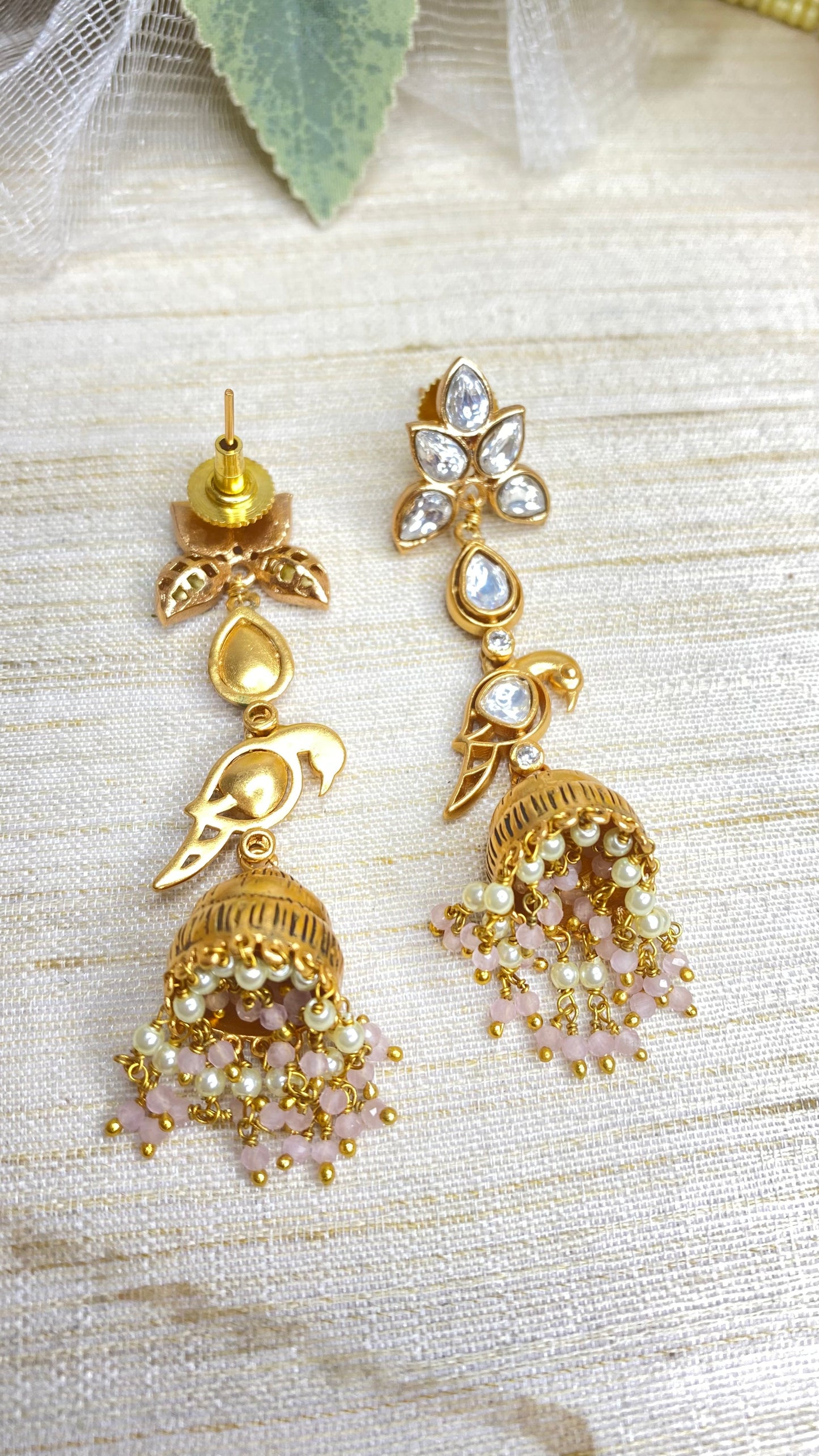 Pakhi jhumki