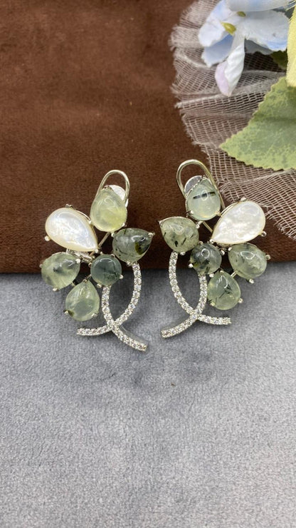 Diana’s leaf stone earrings ❤️