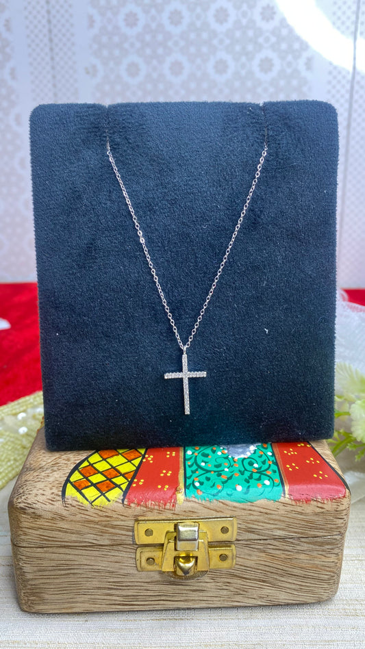 Cross pendant