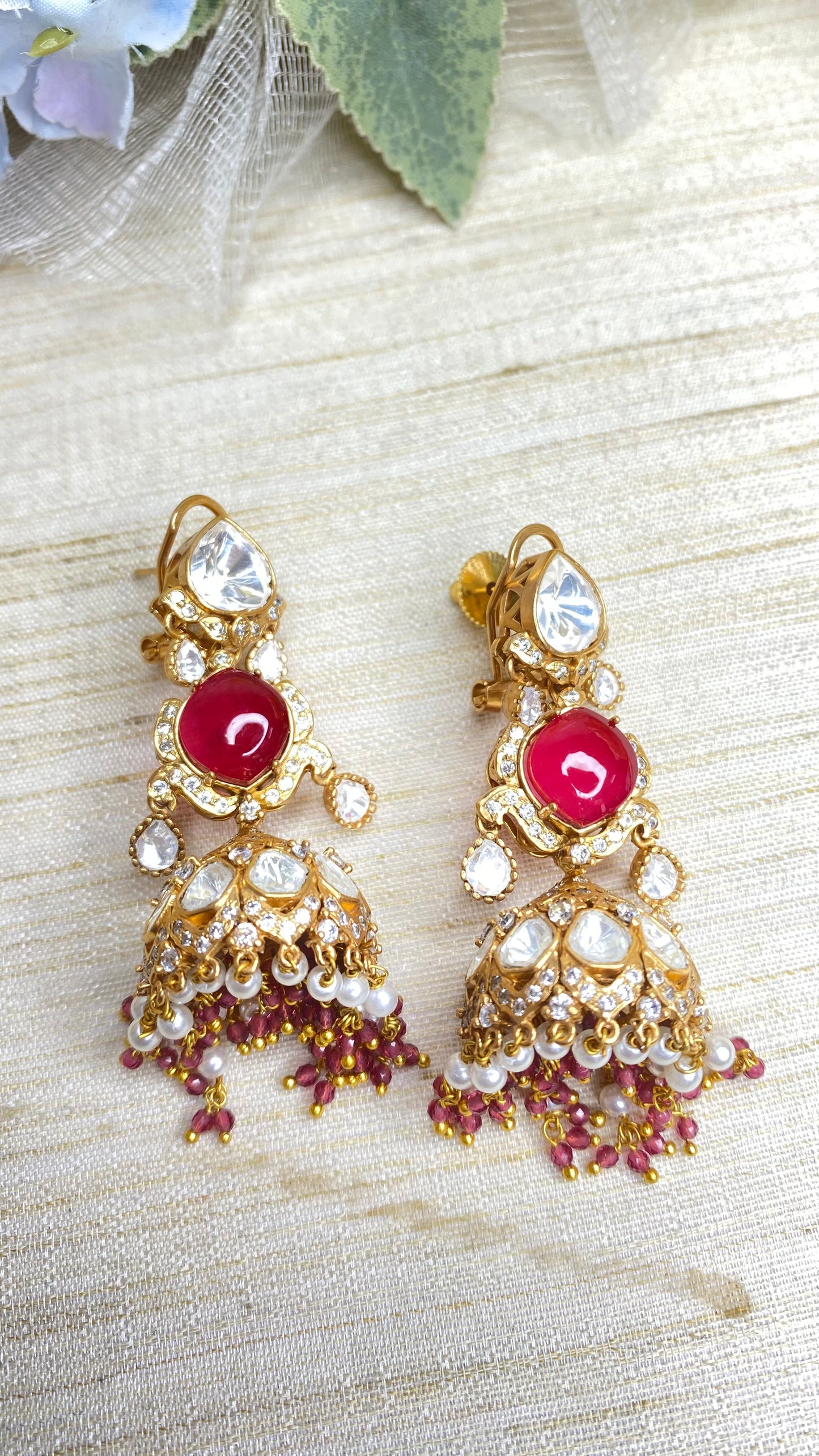 Beautiful kundan jhumki