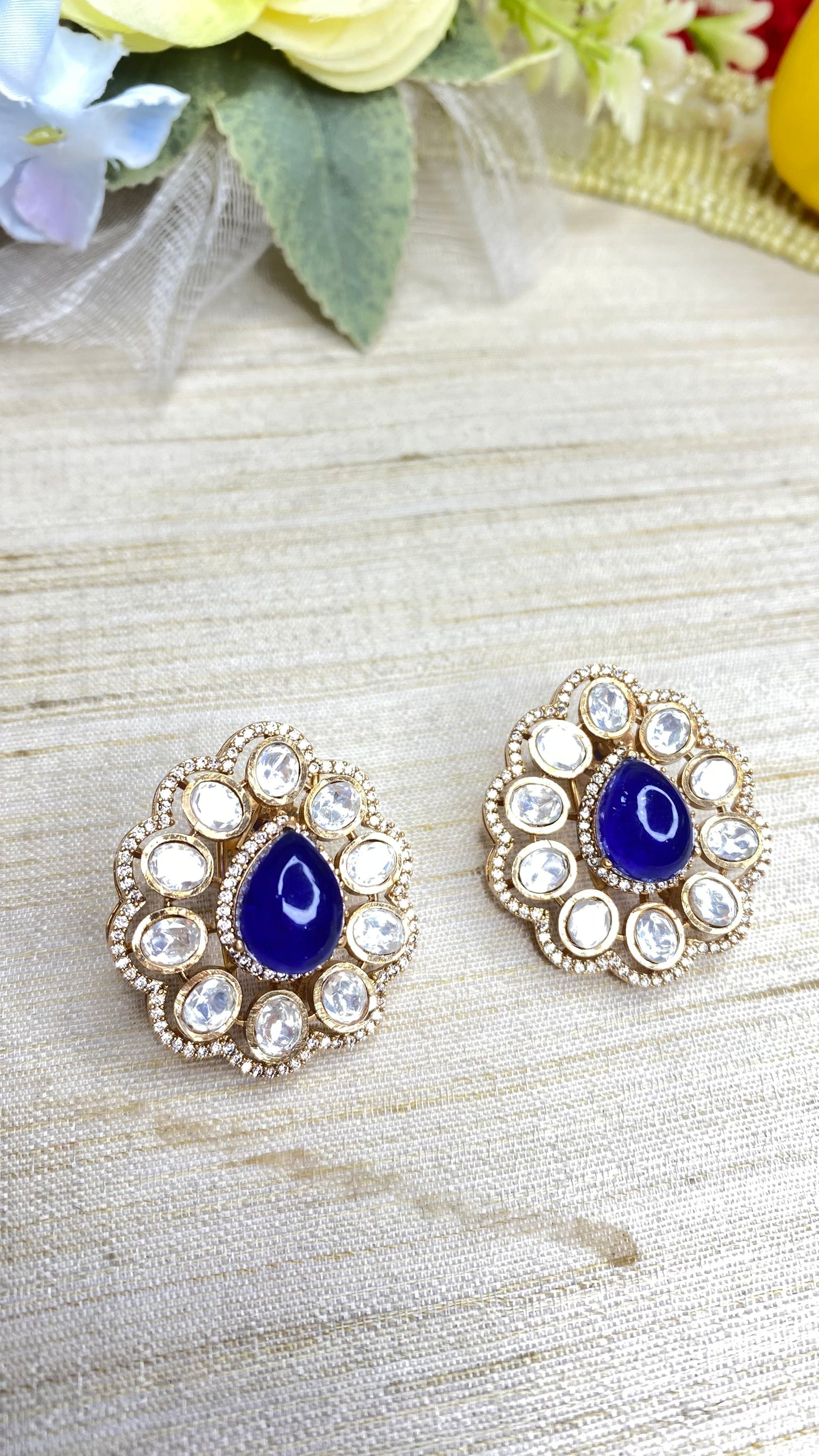 Kundan studs