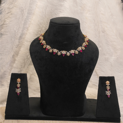 Dainty Glow Necklace