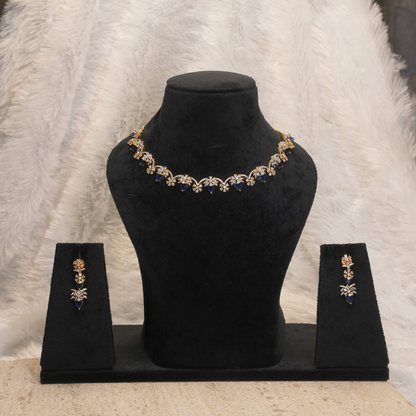 Dainty Glow Necklace