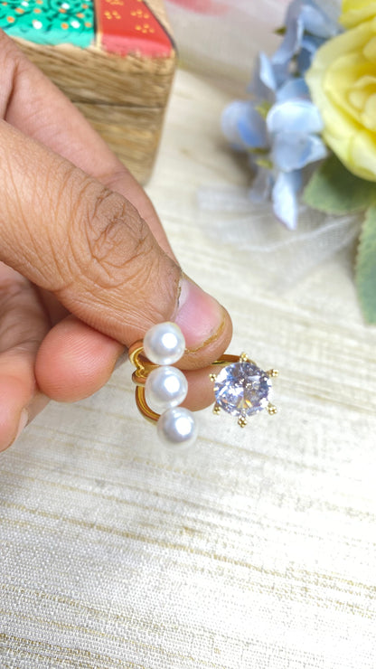 Noble pearl ring