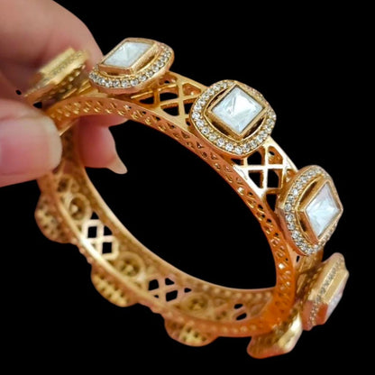 Kundan kada