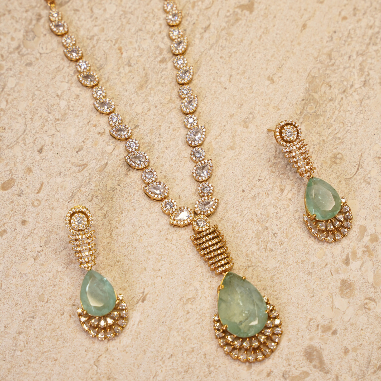 Karishma mother of pearl sunheri Kundan necklace