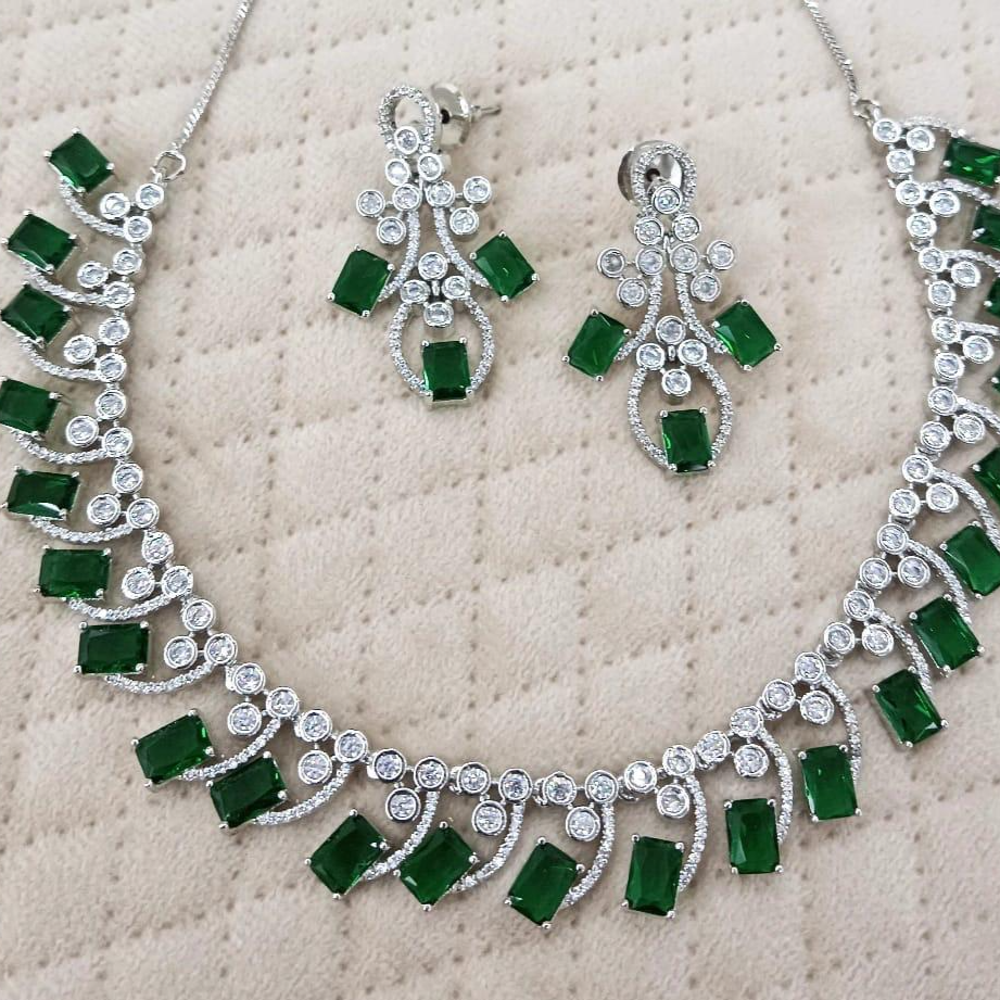 Emerald and Diamond Necklace Set