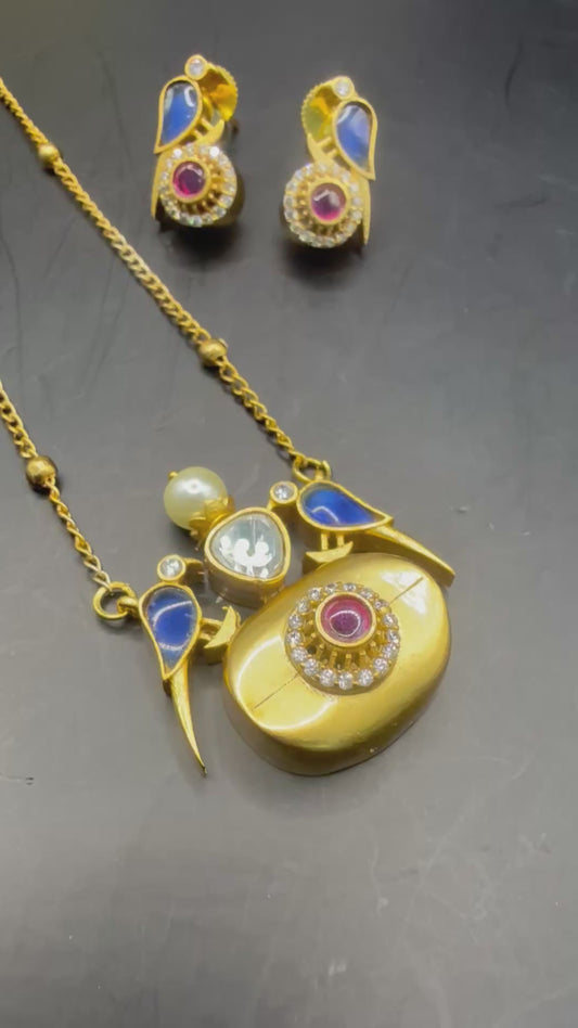 Royal bluebird Good necklace❤️