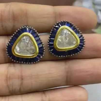 Royal glow studs❤️