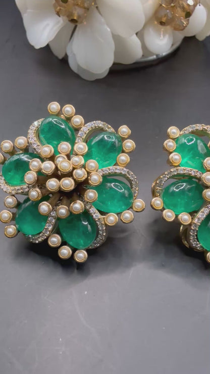 Nita’s Statement Emerald studs❤️