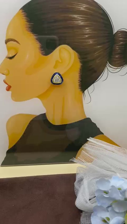 Royal glow studs❤️