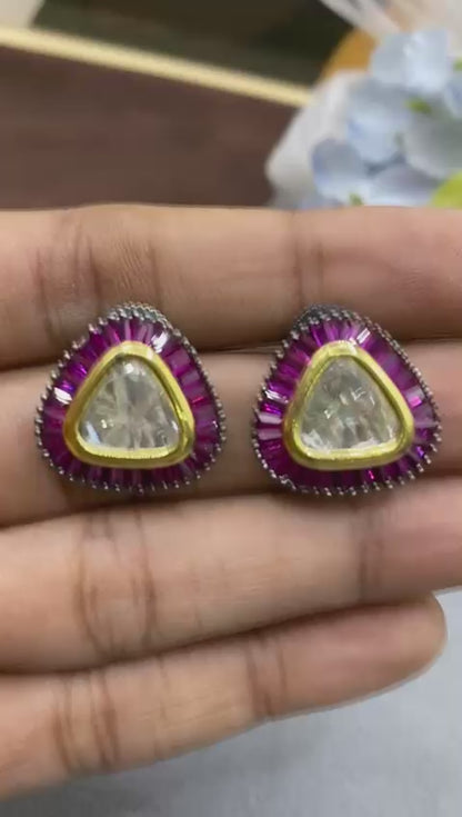 Royal glow studs❤️