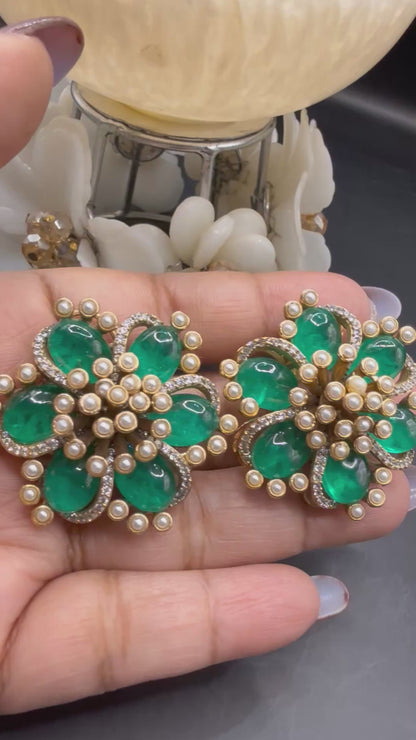 Nita’s Statement Emerald studs❤️